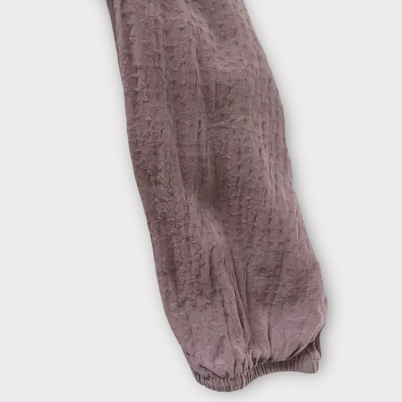 Light Pink/Mauve Long Sleeve Blouse with Lace Detailing - Picture 4 of 5